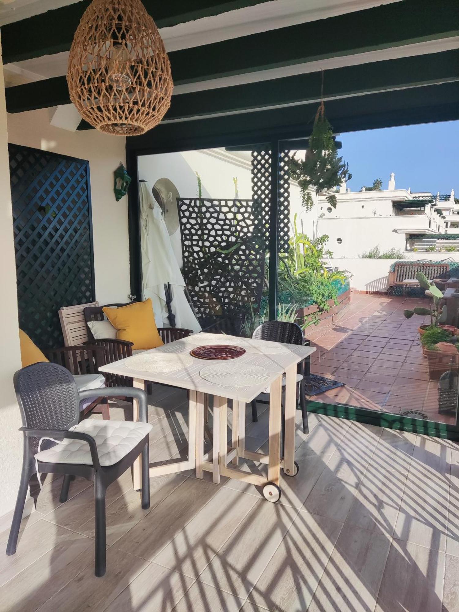 Dos Piscina Marbella